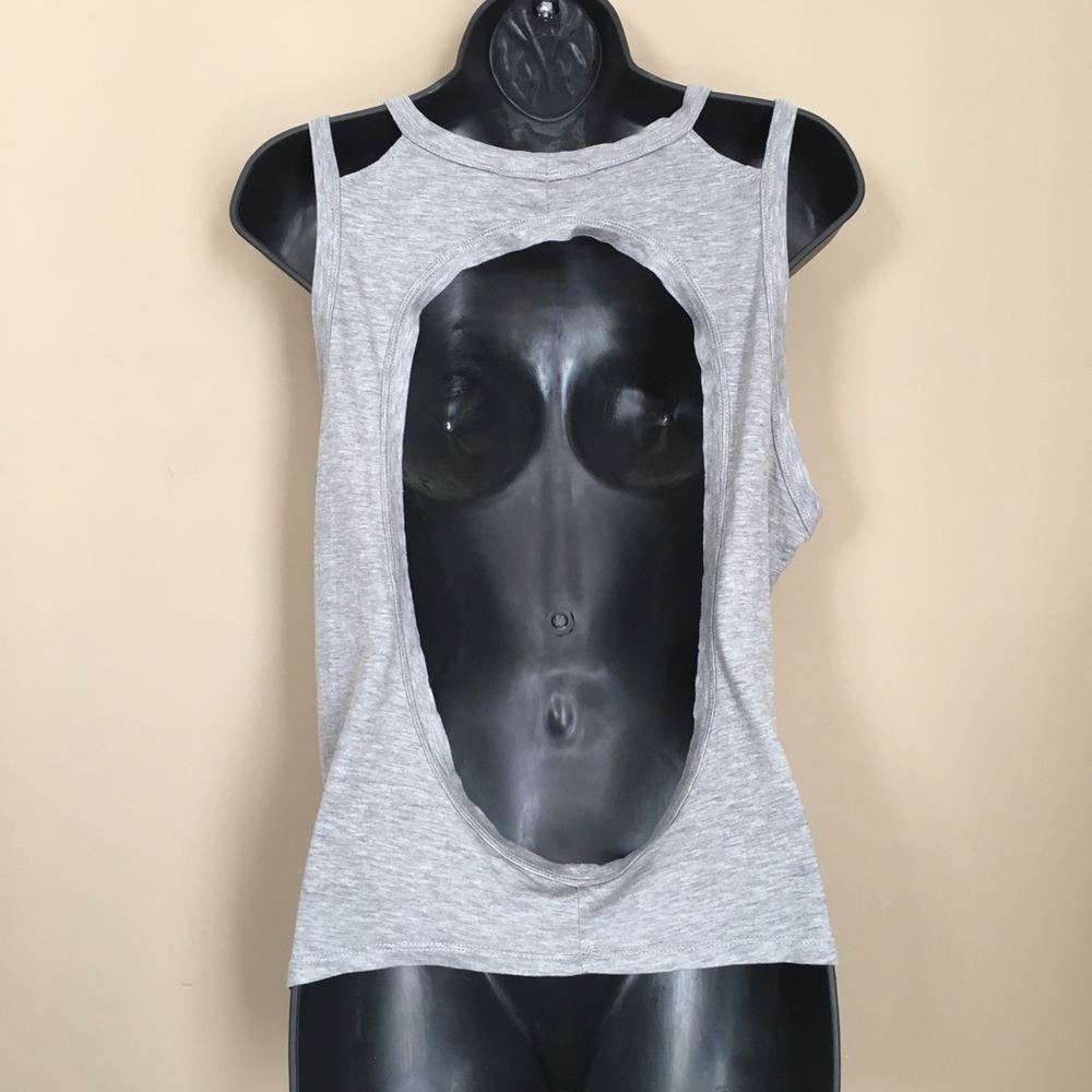 Benjamin Jay Gray Back Cut Out Tank - Picture 2 of 7